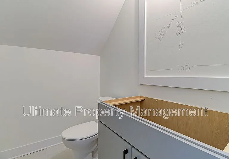 213 Myrtle Ave — Photo 24