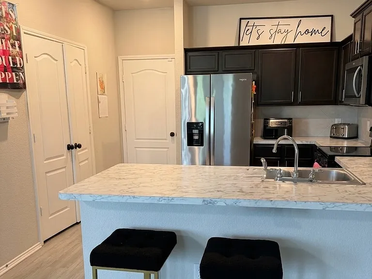 1836 Indigo Ln — Photo 10