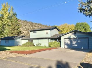 330 N Main St, Dorris, CA 96023