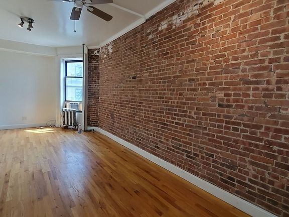 4th image of 53 W 111th St APT 4E