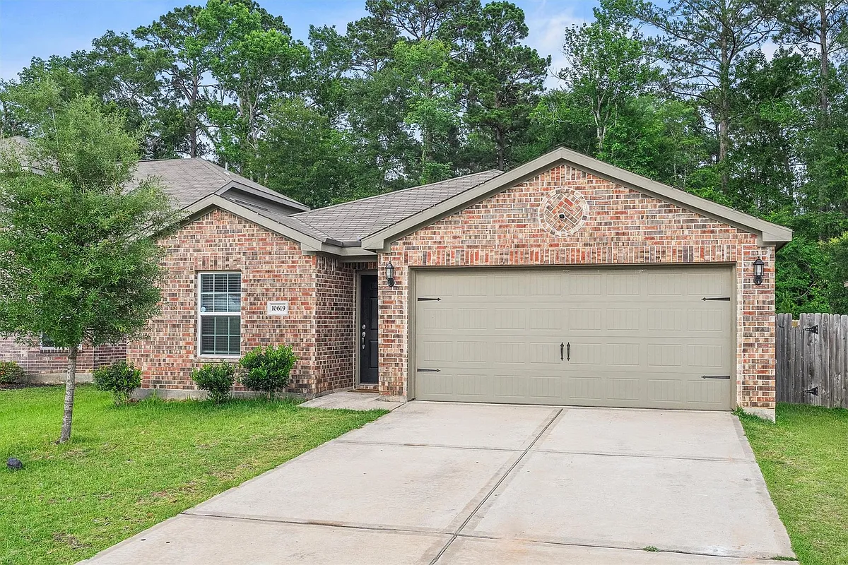 Building Photo - 10619 Lost Maples Dr