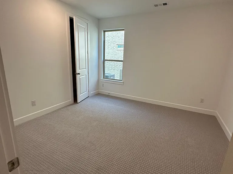 4221 Avocet Ln — Photo 11