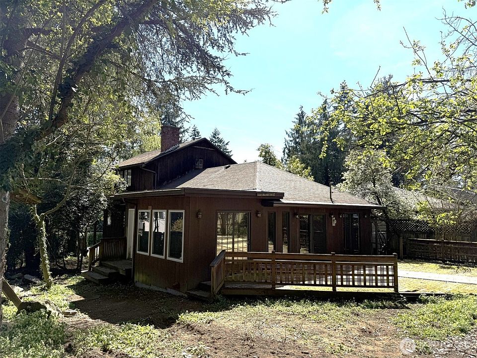 2nd image of 3205 NE 117th Street