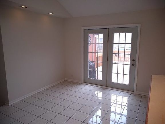 5th image of 8755 Melvina Ave