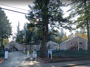 17732 NE Glisan St, Portland, OR 97230
