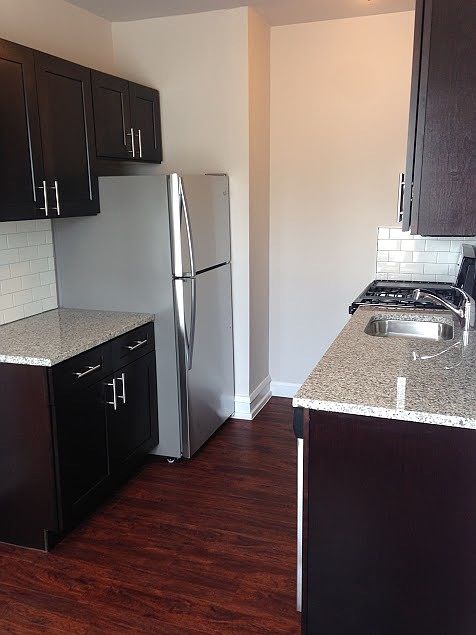 1st image of 6748 N Ashland Ave APT 204