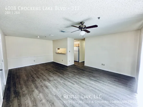 4008 Crockers Lake Blvd, Sarasota, FL