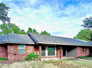 3201 S 16th St, Chickasha, OK 73018