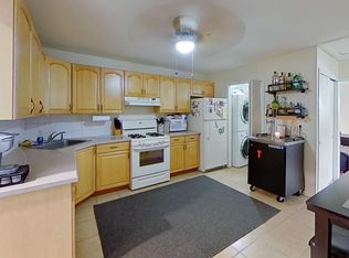 233 Grand St APT 1G, Hoboken, NJ 07030
