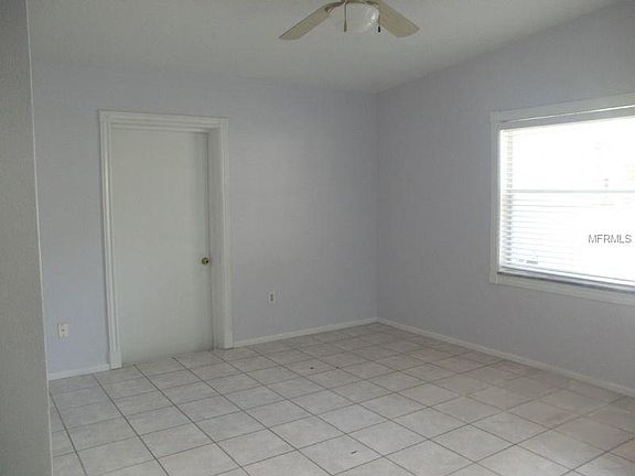 2nd image of 3218 Kathleen Dr