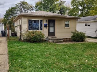 1193 Easton Dr, Akron, OH