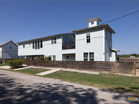 2nd image of 1124 Katy St