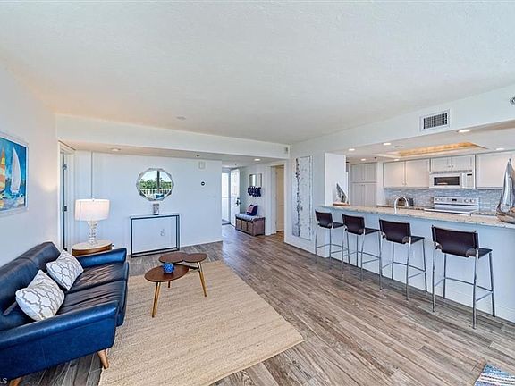 4th image of 6361 Pelican Bay Blvd APT 305