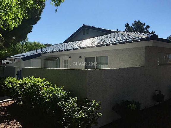 2nd image of 2109 Willowbury Dr Unit A
