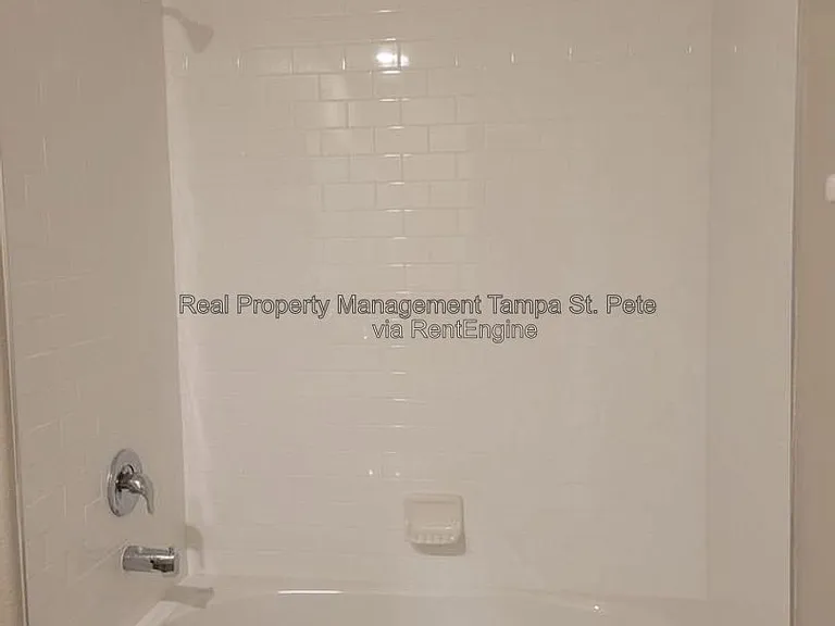 1312 Tahitian Sunrise Dr — Photo 33