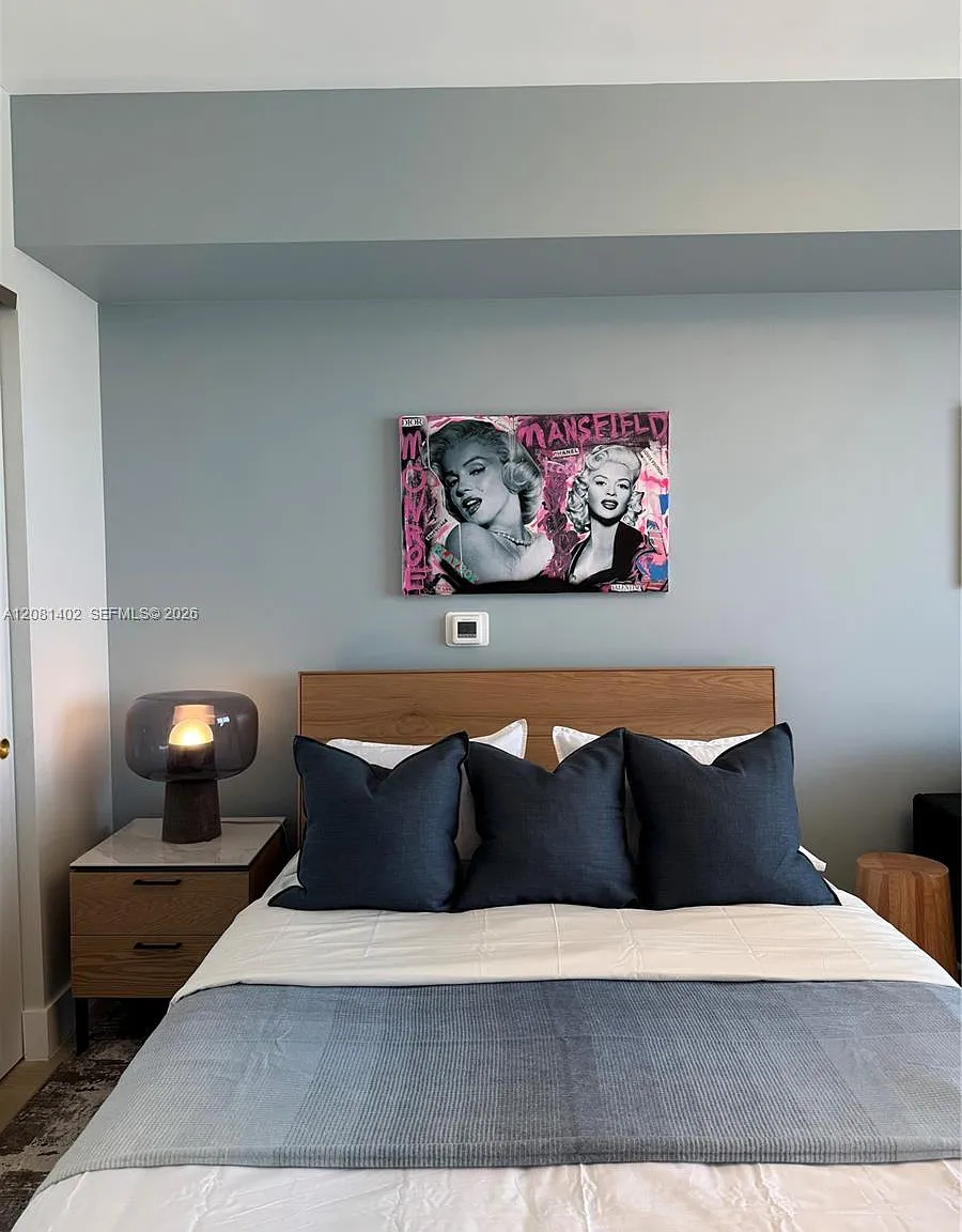 The Standard Residences — Photo 4