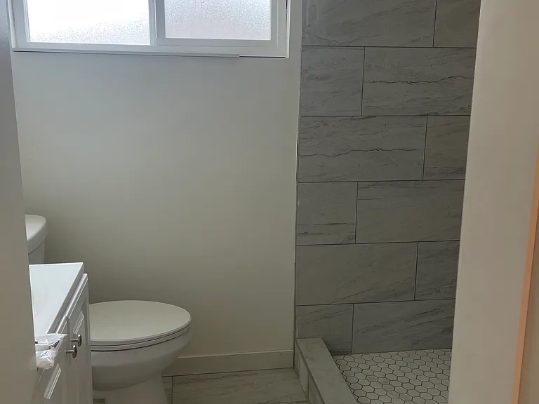 13641 Nelson Ave — Photo 12