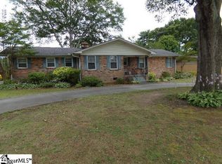 202 Monaghan Ave, Greenville, SC 29617