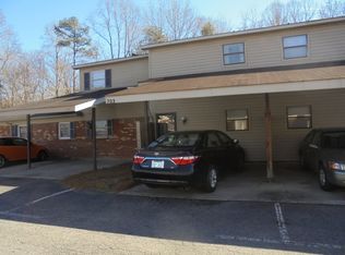 703 Timberline Dr, Winston Salem, NC 27101