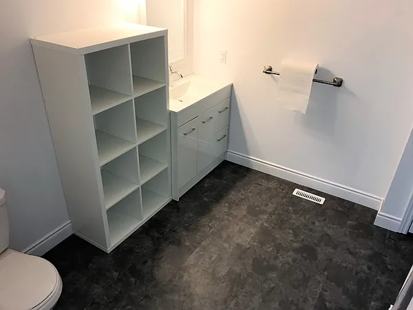 11A Dufferin St #UPPER — Photo 7