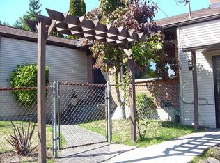 3740 SW 106th St, Seattle, WA 98146