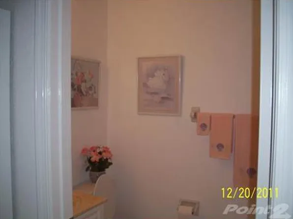 3895 W Roan Ct, West Palm Beach, FL 33403