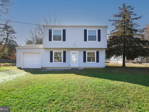 26 Grouse St, Browns Mills, NJ 08015