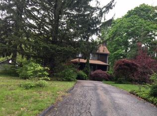 1130 James Farm Rd, Stratford, CT 06614