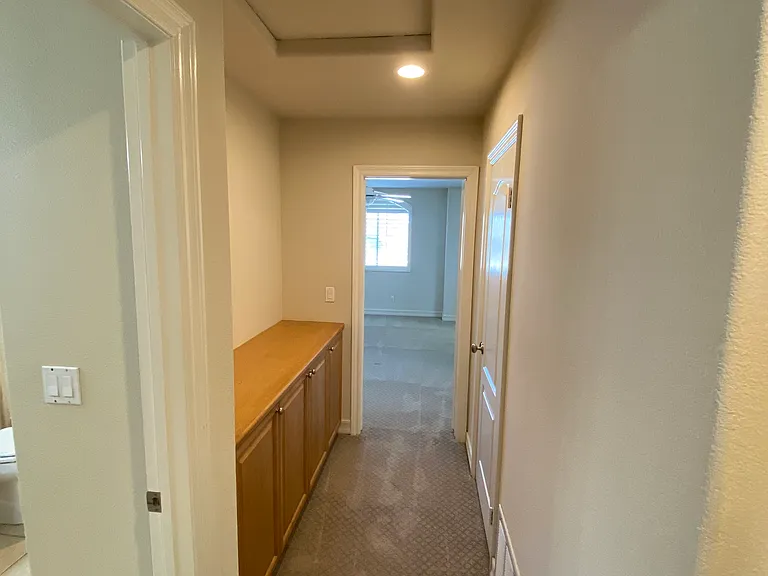 1458 Elin Pointe Dr — Photo 23