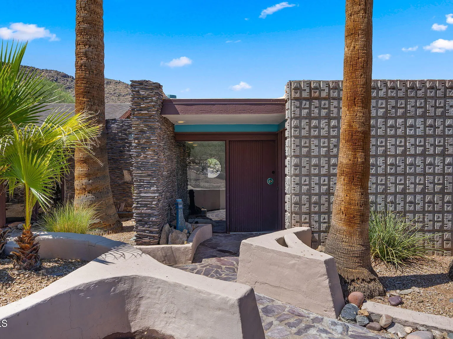 3 bed, 2.0 bath, 2220 sqft, $5,500 — Photo 4