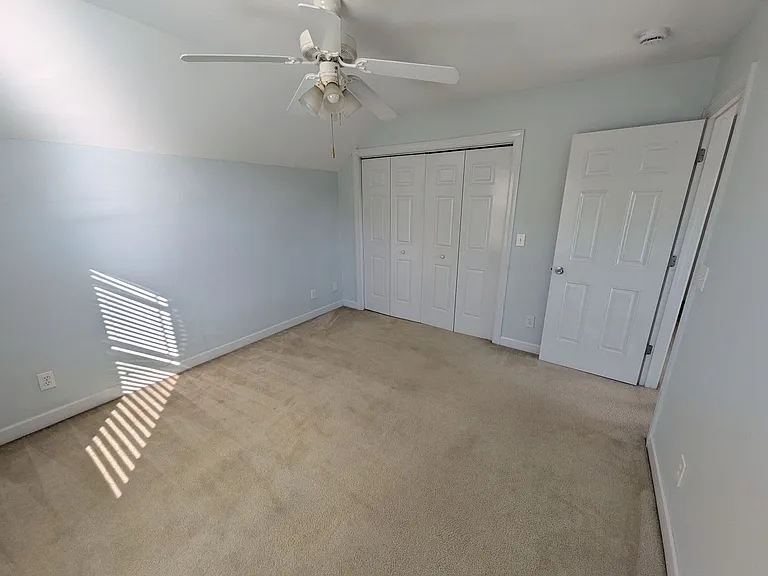 927 Kensington Park Rd — Photo 17