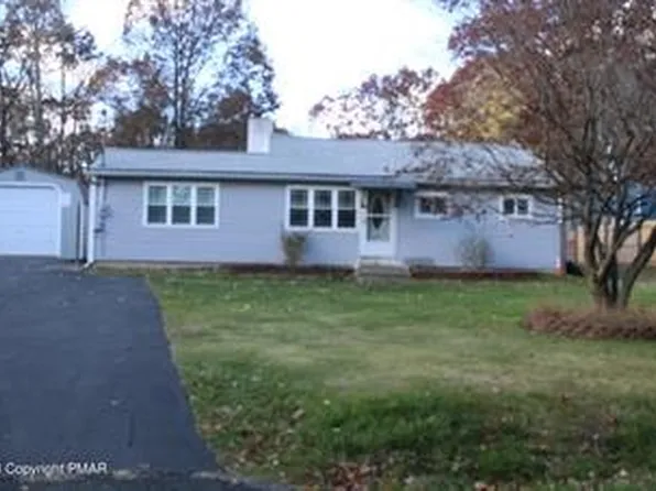 253 Shawnee Dr, East Stroudsburg, PA 18302