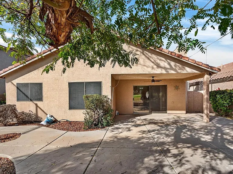 1365 E Betsy Ln — Photo 8