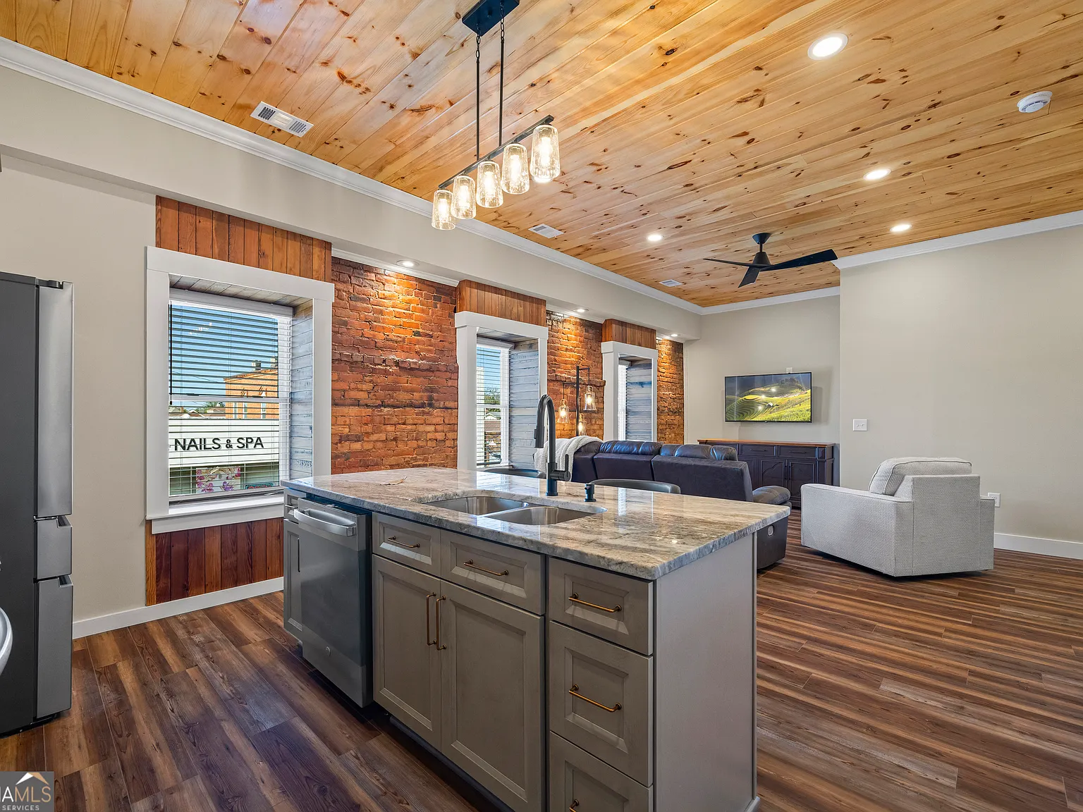1 bed, 1.5 bath, 800 sqft, $1,400 — Photo 4