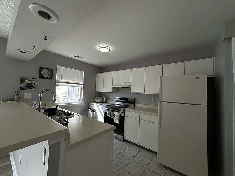 5608 Tourmaline Ct #1 — Photo 9