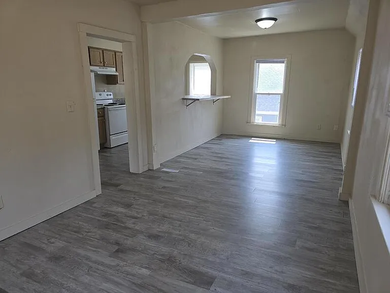 423 Draper St #1/2 — Photo 25