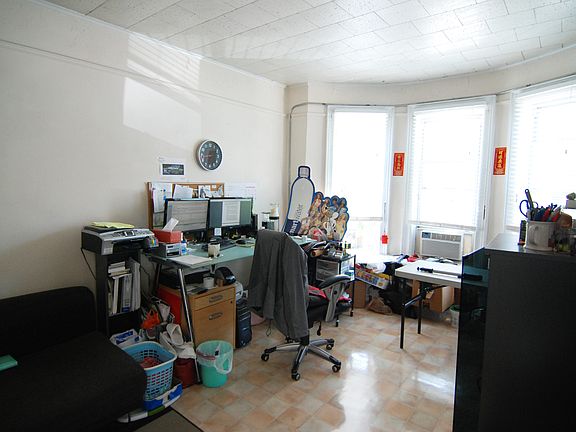 5th image of 747 42nd St #2