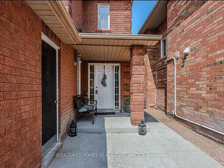 5847 Sidmouth St — Photo 2
