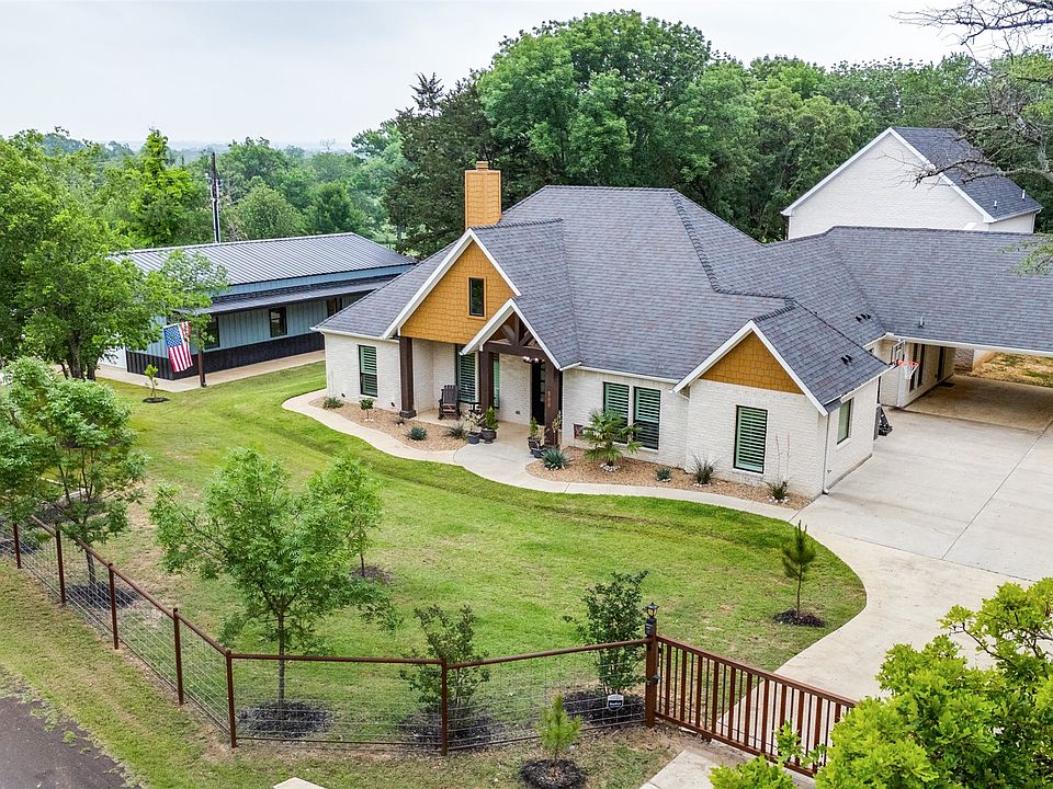 1st image of 586 Rustic Oaks Rd