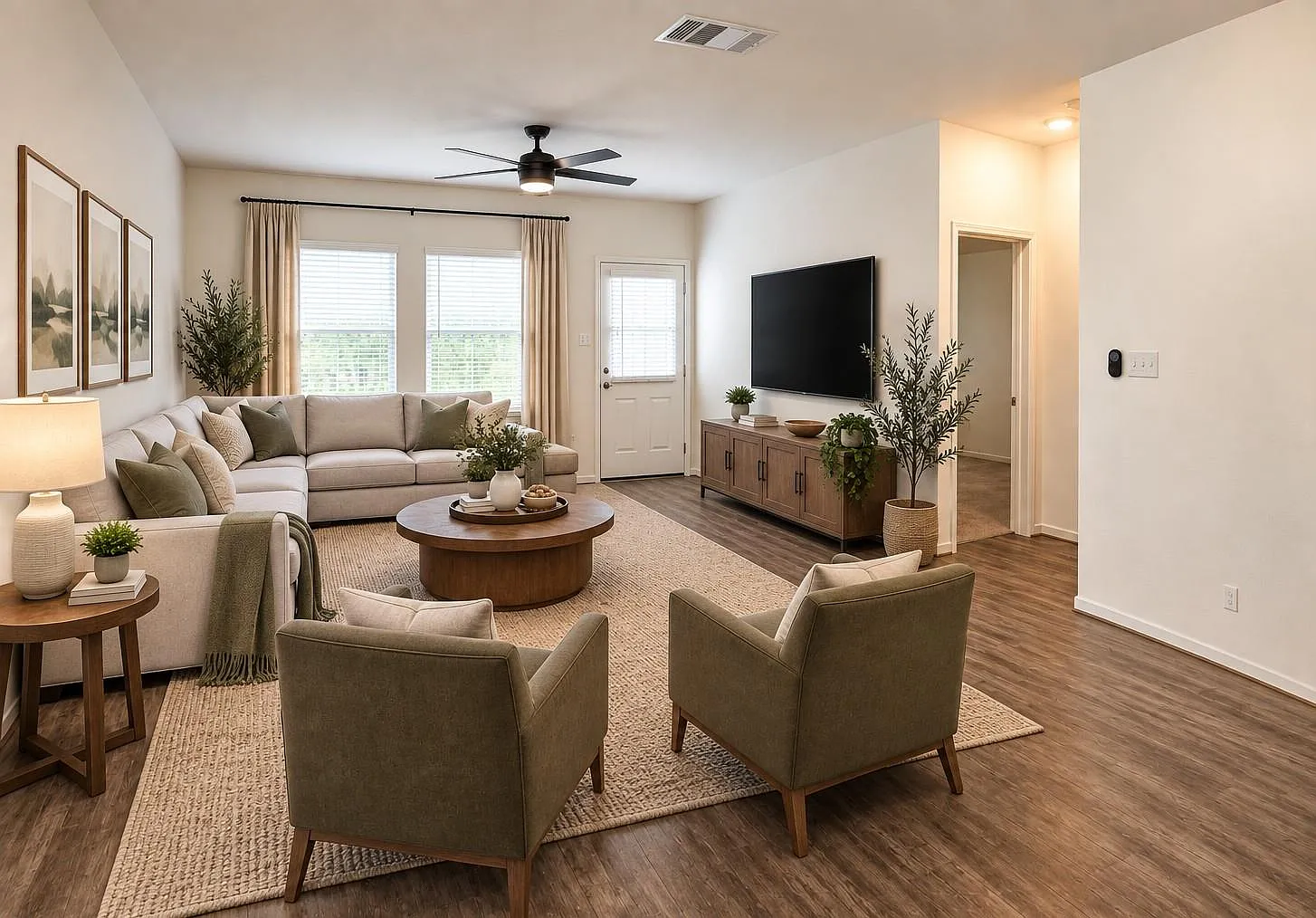 4 bed, 2.0 bath, 1625 sqft, $2,000 — Photo 3