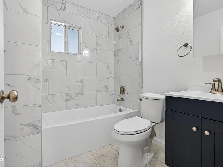 3307 Belden St — Photo 18