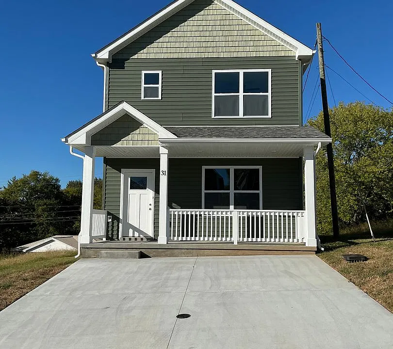 31 Dixon Dr #10