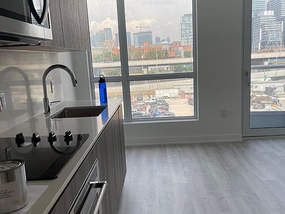 3rd image of 15 Richardson St #405