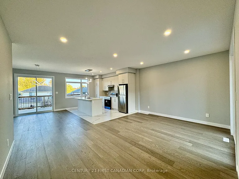 349 Southdale Rd E #26 — Photo 10
