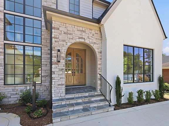 3rd image of 4112 Rockingham Dr