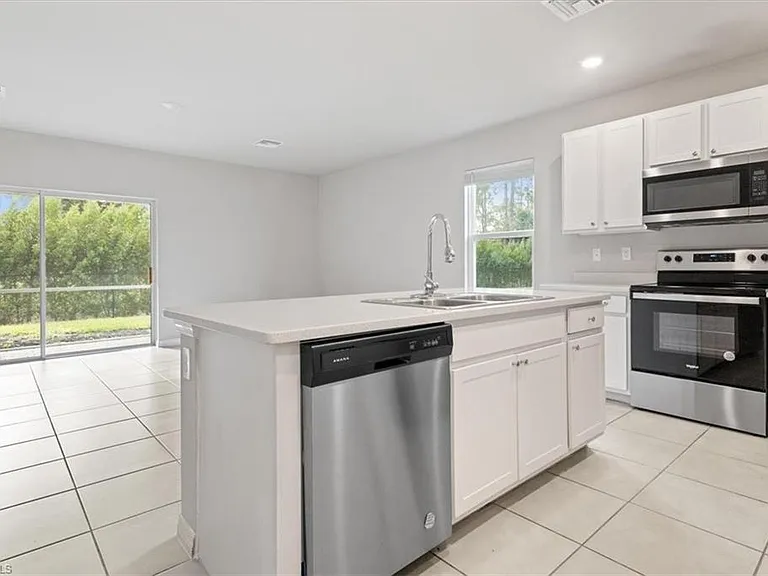 15245 Wildflower Cir — Photo 10