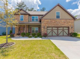 305 Cliffhaven Cir, Newnan, GA 30263