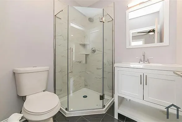 2 bed, 1000 sqft, $1,462 — Photo 4