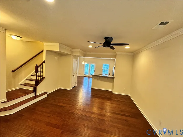 4407 Glasgow Rd — Photo 7
