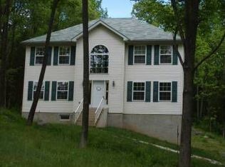 501 Rachel Rd, Stroudsburg, PA 18360